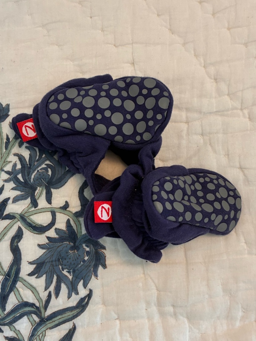 Zutano 3-6m Navy Infant Non-Slip Soft Sole Shoes